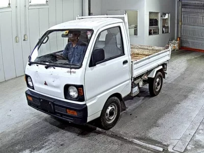 Mitsubishi MINICAB TRUCK
