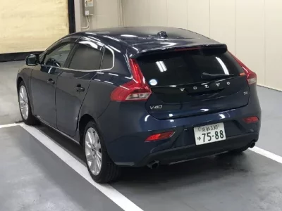 Volvo V40