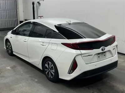 Toyota PRIUS PHV