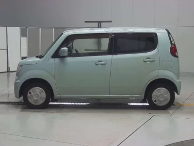 Suzuki MRWAGON