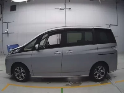 Mazda BIANTE