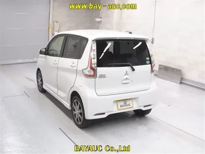 Mitsubishi EK CUSTOM