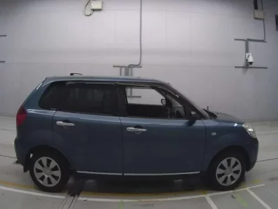 Mazda VERISA
