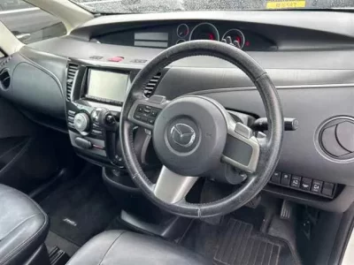 Mazda BIANTE