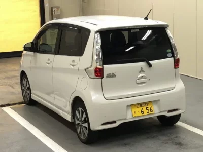 Mitsubishi EK CUSTOM
