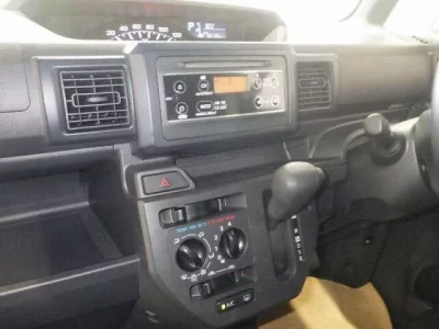 Daihatsu HIJET CADDIE