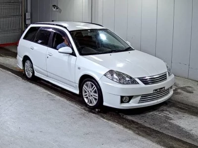 Nissan WINGROAD