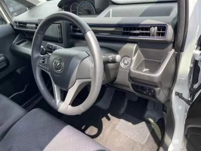 Mazda FLAIR