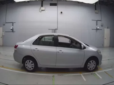 Toyota BELTA