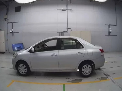 Toyota BELTA