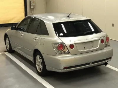 Toyota ALTEZZA WAGON