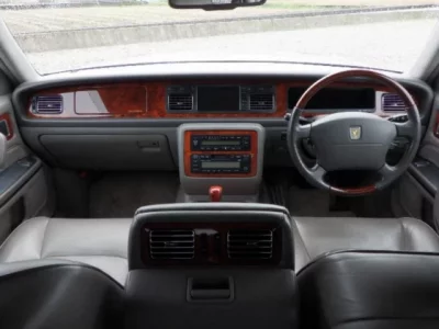Toyota CENTURY