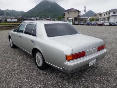 Toyota CENTURY
