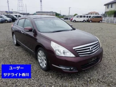 Nissan TEANA