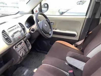 Suzuki MRWAGON