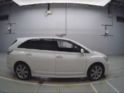 Toyota MARK X ZIO