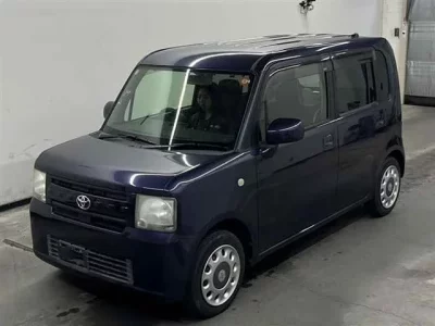 Toyota PIXIS SPACE