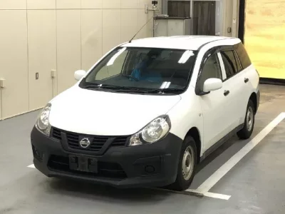Nissan AD