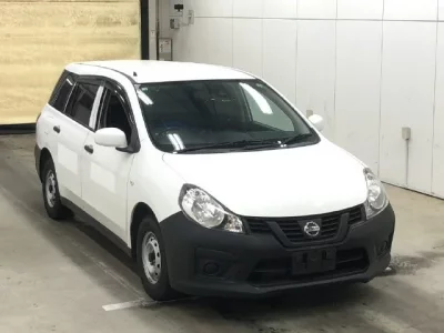 Nissan AD