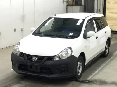 Nissan AD