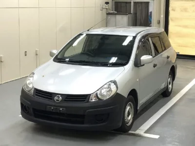 Nissan AD