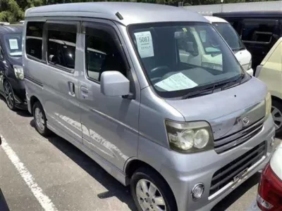Daihatsu Atrai Wagon