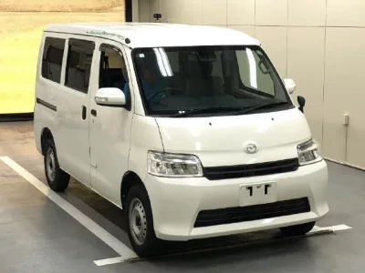 Mazda BONGO VAN