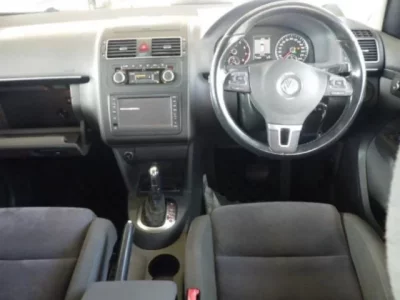 Volkswagen GOLF TOURAN
