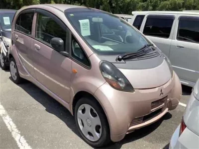 Mitsubishi I