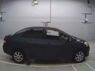 Toyota BELTA