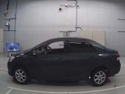 Toyota BELTA