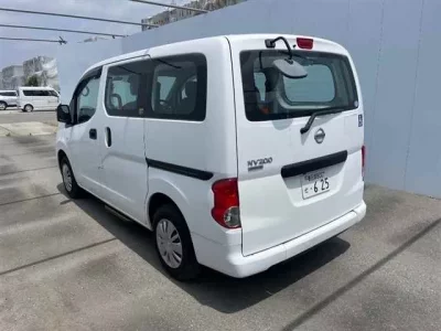 Nissan NV200