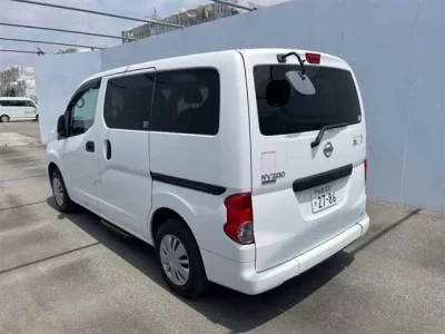 Nissan NV200