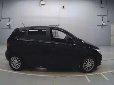 Mercedes-Benz B CLASS