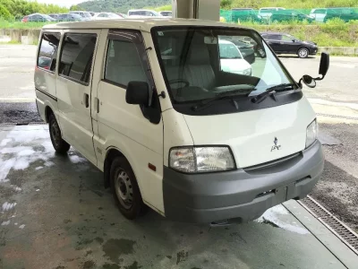 Mitsubishi DELICA