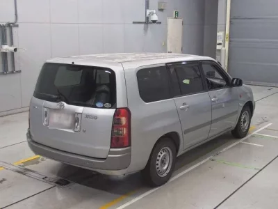 Toyota SUCCEED