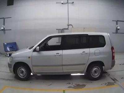 Toyota SUCCEED