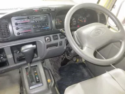 Toyota COASTER