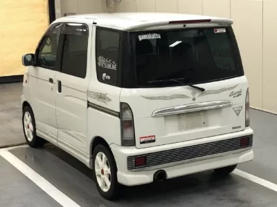 Daihatsu Atrai Wagon