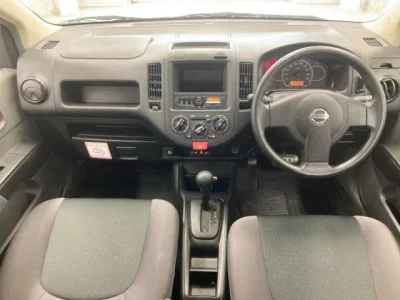 Nissan AD