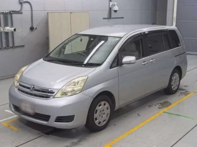 Toyota ISIS