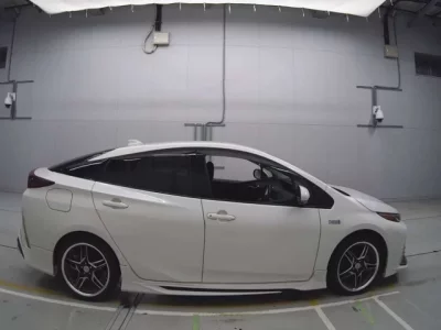 Toyota PRIUS PHV