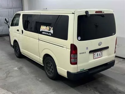Toyota HIACE VAN
