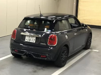 BMW MINI