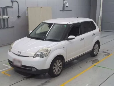 Mazda VERISA