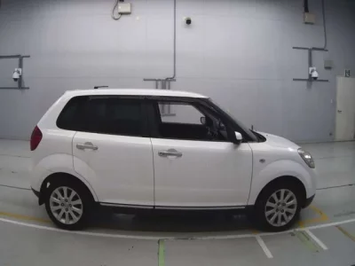 Mazda VERISA
