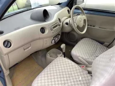 Daihatsu Esse