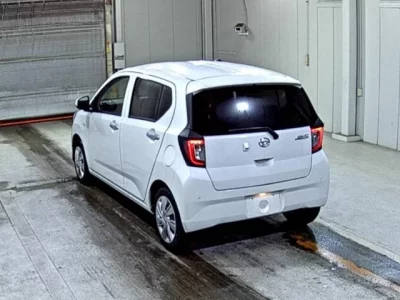 Daihatsu MIRA E S