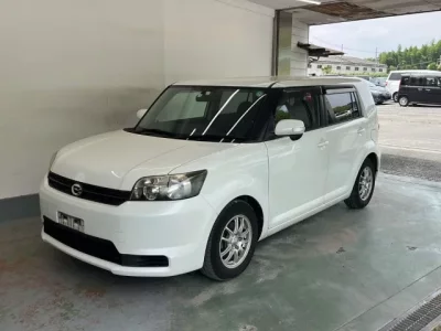 Toyota COROLLA RUMION