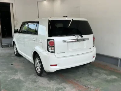 Toyota COROLLA RUMION